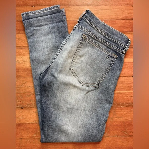 Rag & Bone Dre Distressed Boyfriend Jeans – Low‑Rise Light Wash Denim - Sz 27 - Picture 5 of 17